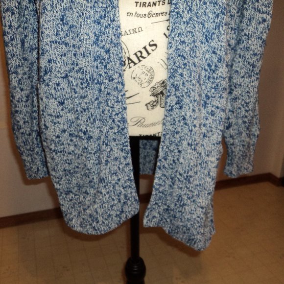 LL Bean Woman's Large Cardigan Sweater Blue White Pockets 100% Cotton - Picture 3 of 12